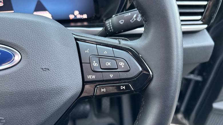 Ford Transit Connect 250 L2 Petrol 1.5 EcoBoost PHEV 150 Limited Van Auto